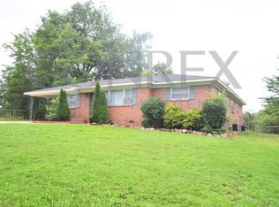 2121 5th Way NW, Center Point, AL 35215