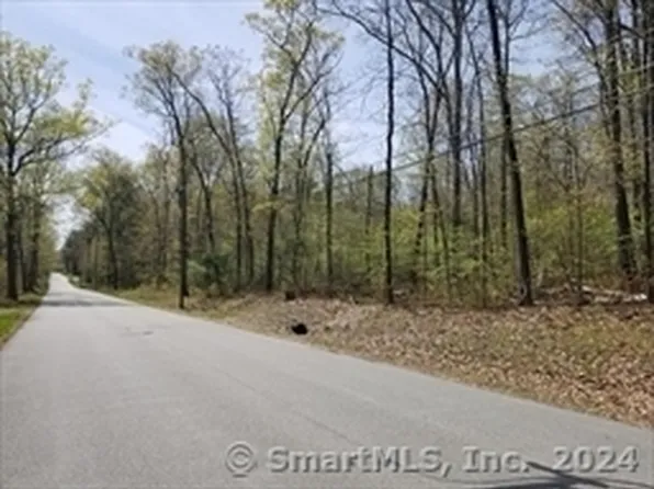 002 Mihaliak Road, Willington, CT 06279