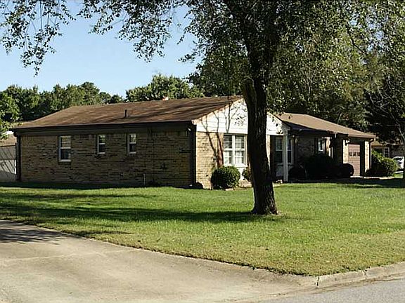 2nd image of 5674 Heathwood Ct