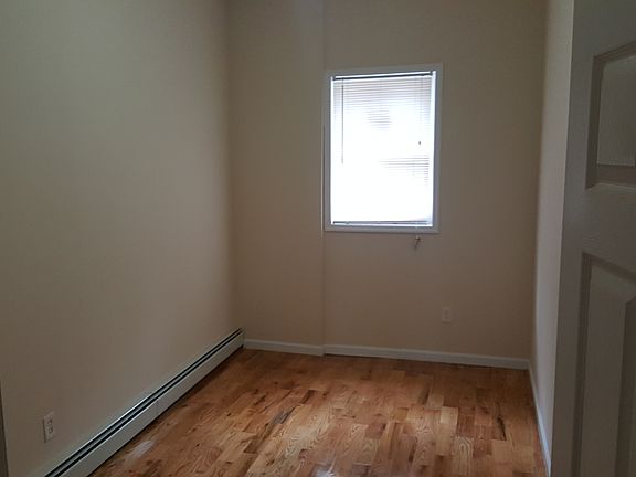 3rd image of 141-38 224th St #2