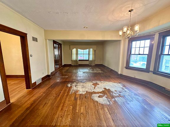 4th image of 511 11th St