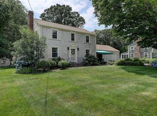 10 Pine Ave, Barrington, RI 02806