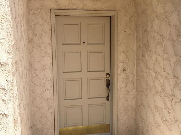 4th image of 9200 Camino Viejo NW