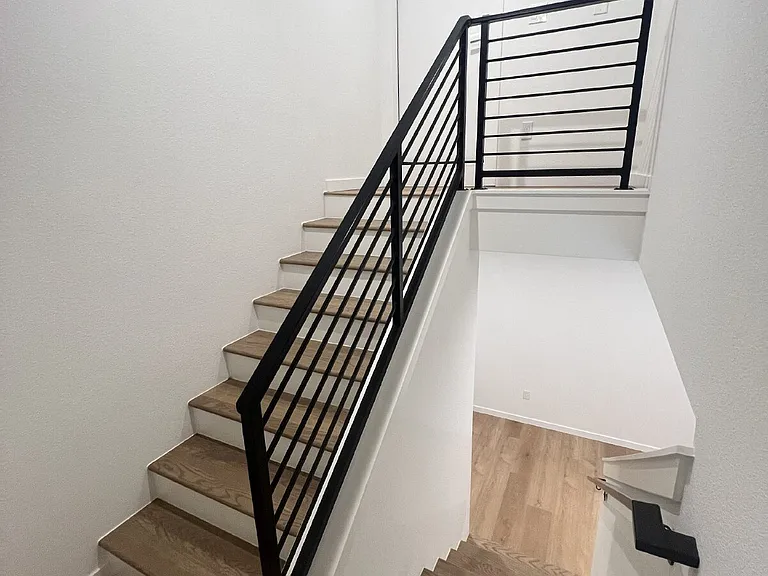 3700 N Marion St #102 — Photo 22