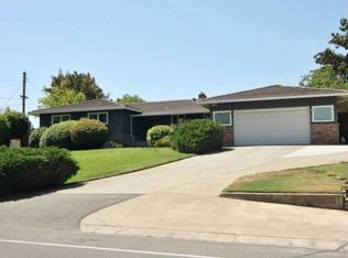 6361 Palm Dr, Carmichael, CA 95608