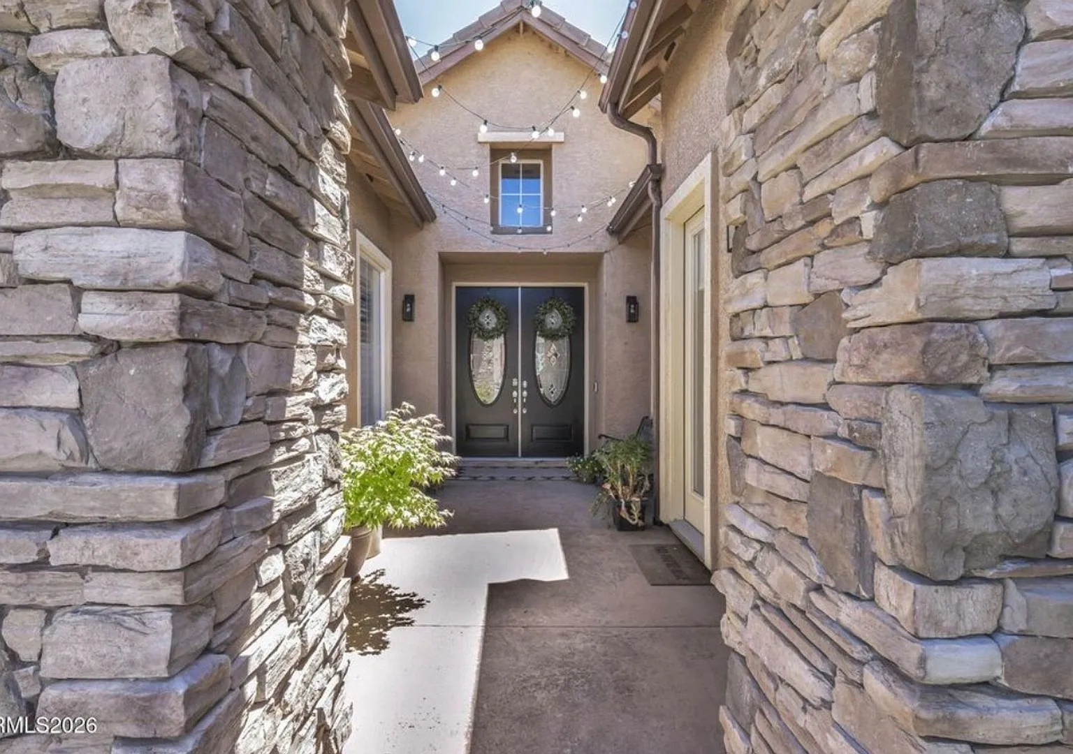 1658 Bridgeview Ct. — Photo 2