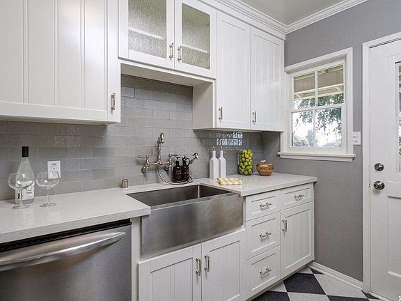 Custom cabinetry, full extension, self-closing drawers.