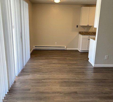 2nd image of 709 N I St APT 6