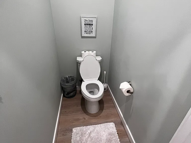 422 Le Grand Dr — Photo 5