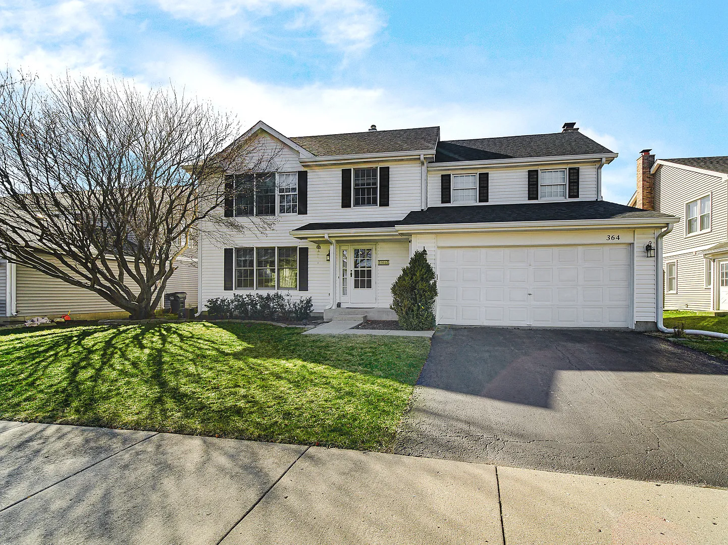 364 Danbury Dr photo 1