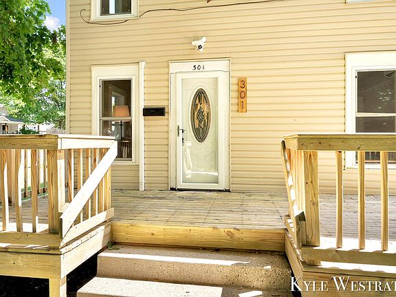 5th image of 301 W Montcalm St