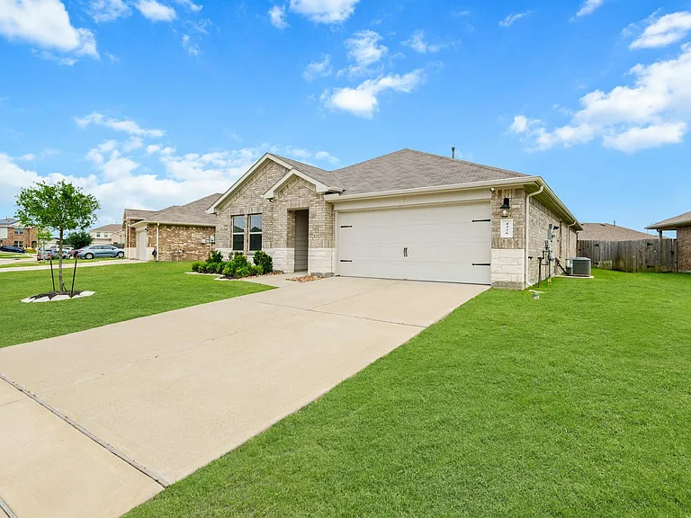 4326 Orsini Ln — Photo 3