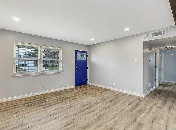5th image of 12057 Providence Ln