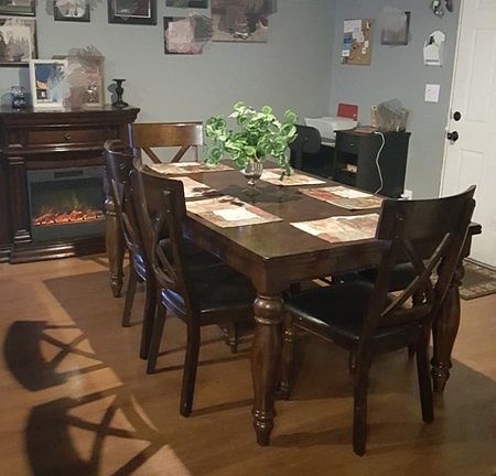 4th image of 1547 N Jude Ave
