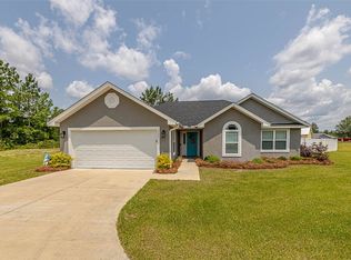 111 Emanuel Loop Rd, Brunswick, GA 31523