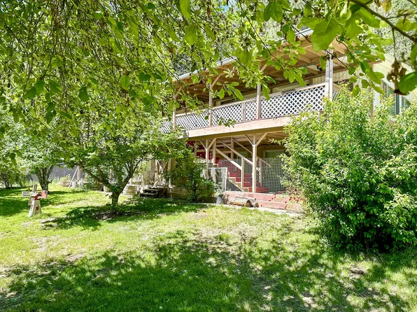 155 Steelhead Cir, Lewiston, CA 96052