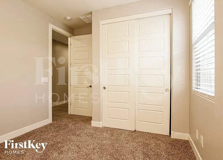 18742 W Colter St — Photo 12