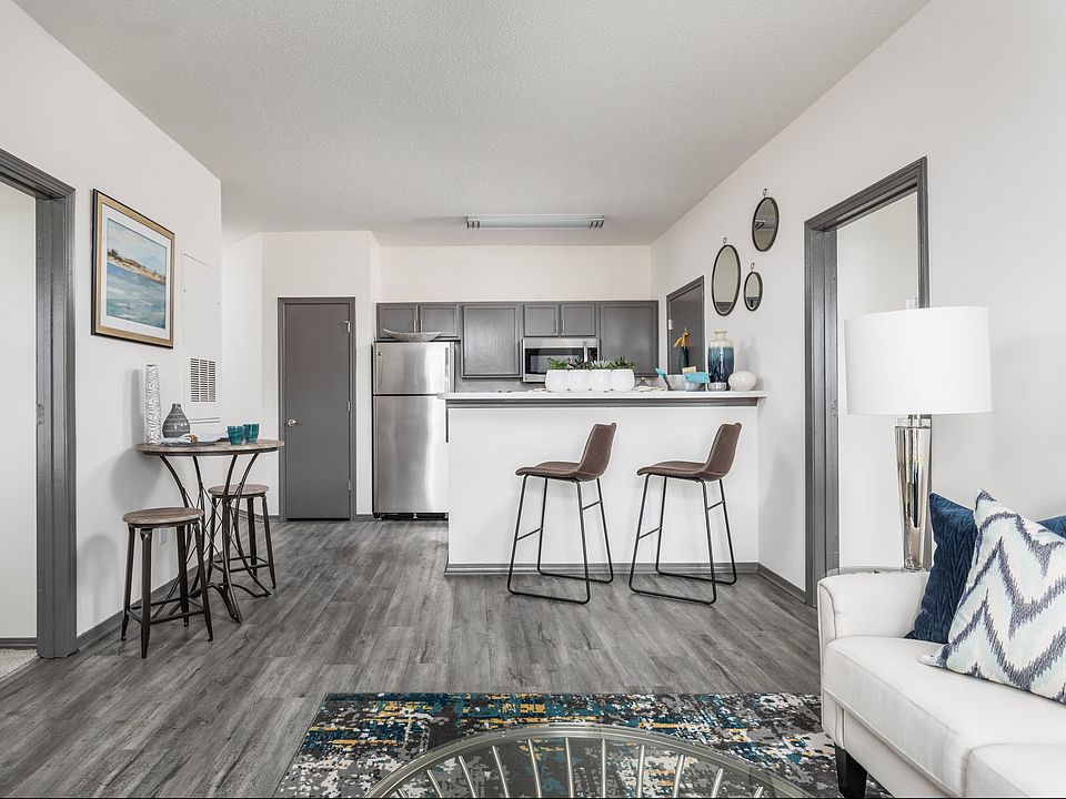 Open Living Room, Breakfast Bar and Kitchen
