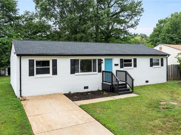 25 Tillerson Dr, Newport News, VA 23602