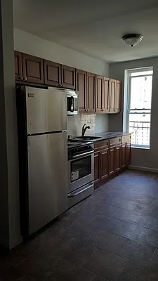 Rented by Urban Realty NYC | media 30