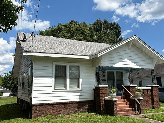 2nd image of 808 N 11th St