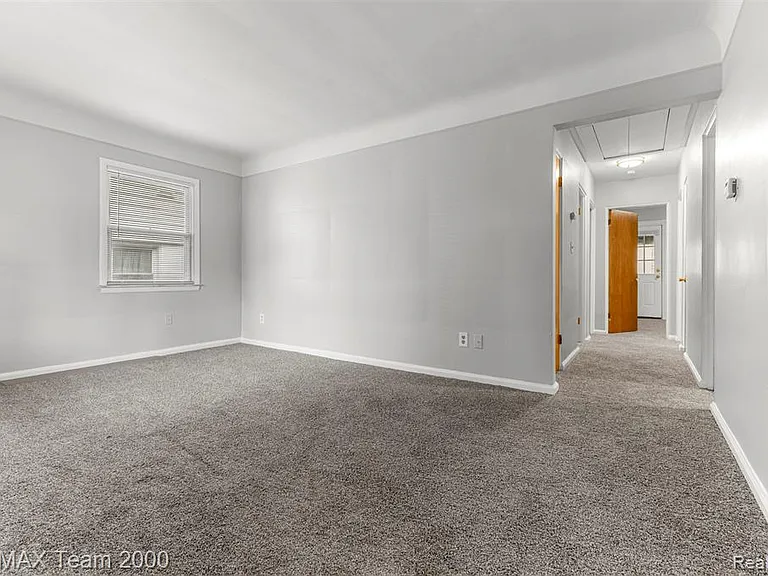 7322 Fenton St — Photo 7
