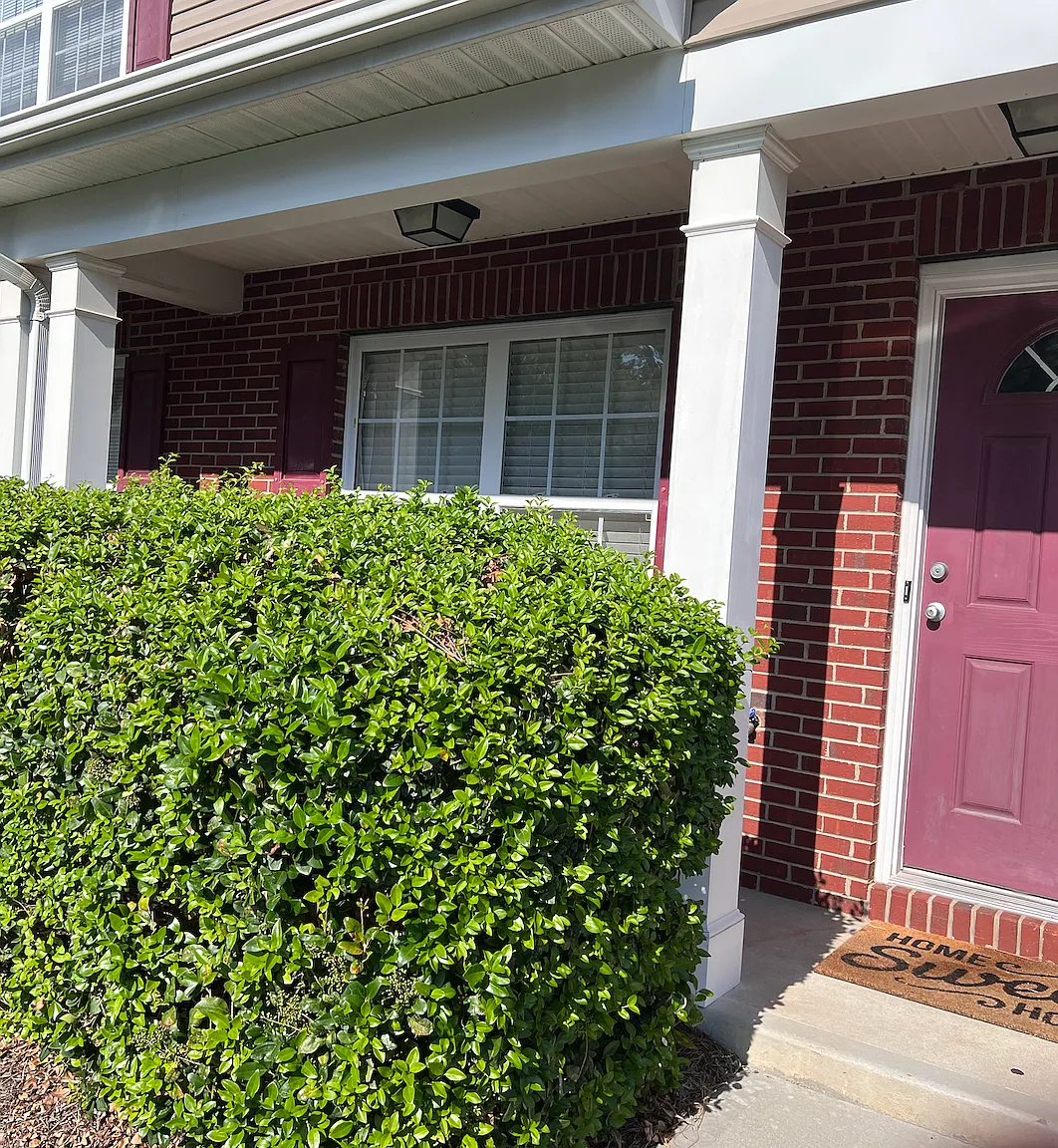 3010 Golden Dale Ln — Photo 2