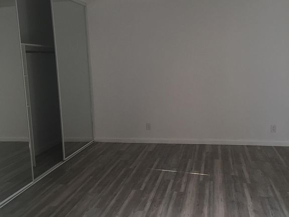 3rd image of 1611 Brockton Ave APT 8