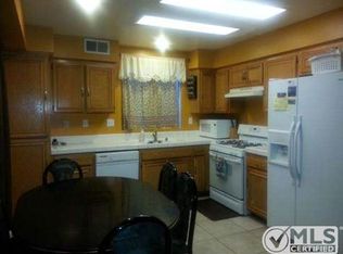 19828 Blackbird Ln, Santa Clarita, CA 91351