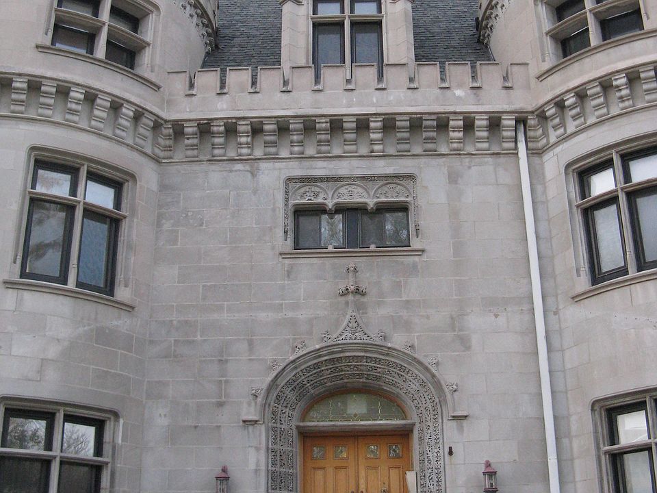 1st image of 4938 S Drexel Blvd APT 202