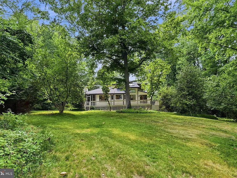 22 Poplar Point Rd — Photo 33