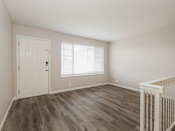 4th image of 4042 S Latimer Dr