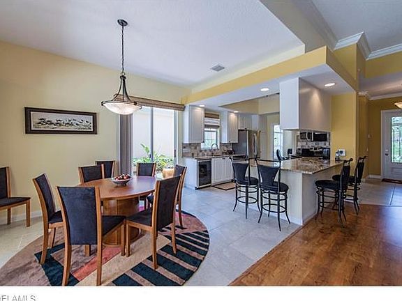 5th image of 7942 Valentina Ct