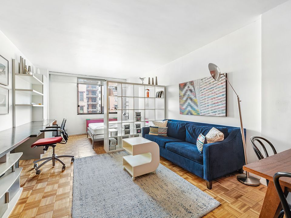 1st image of 393 W 49th St APT 4O