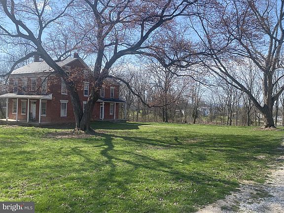 2nd image of 3230 Pebble Run Dr