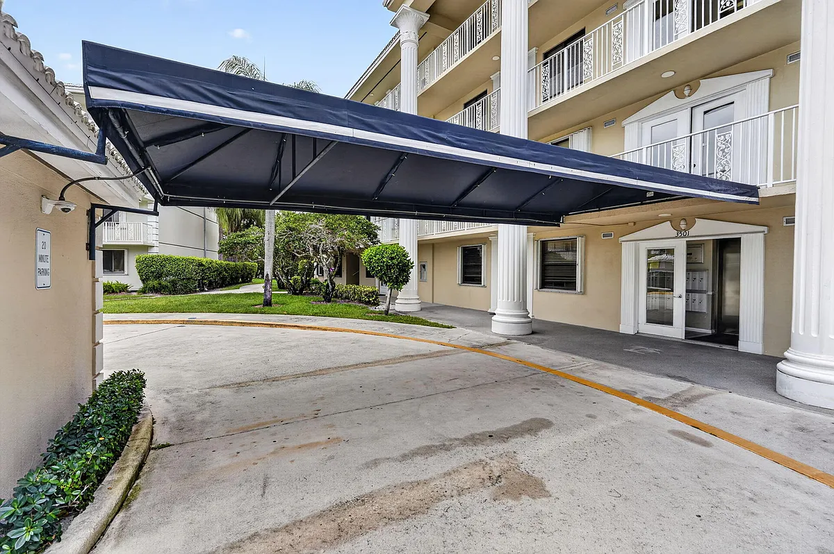 Building Photo - 3501 Village Blvd #301