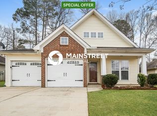 124 Rossburg Dr, Calera, AL 35040