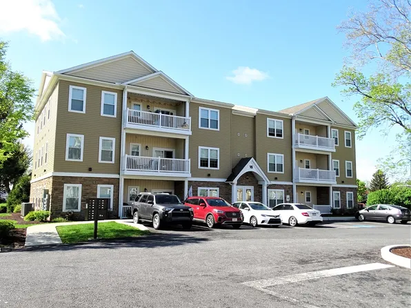 16 Pequea Manor Dr #12, Gordonville, PA 17529