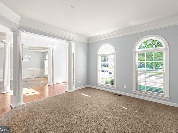 4th image of 702 Monarchos Dr