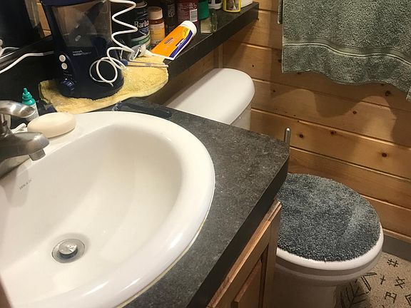 kitchen with tub a full bath