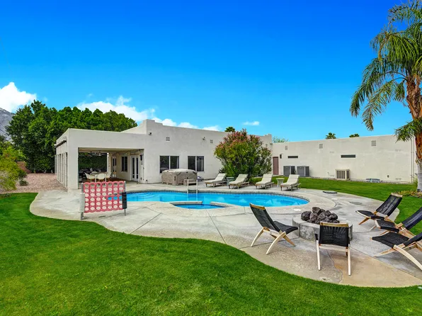 2005 E Racquet Club Rd, Palm Springs, CA 92262