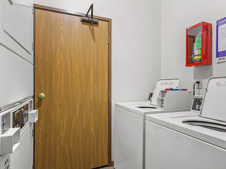 2605 University Ave #3 — Photo 16