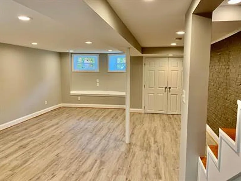 3016 Saint Paul St — Photo 2