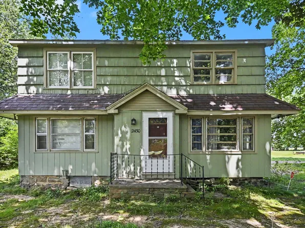 2430 W Kimmel Rd, Jackson, MI 49201