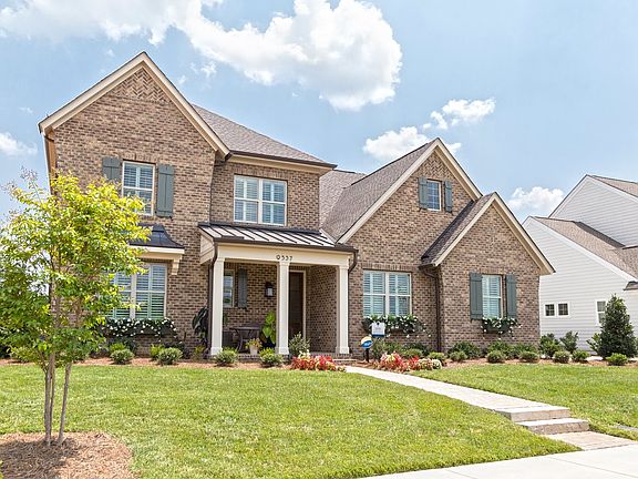 Marin B - English Cottage