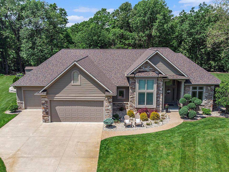 1st image of 58213 Crystal Springs Dr