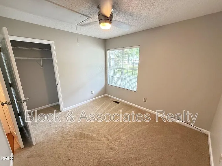 610 E Jones Ave — Photo 18