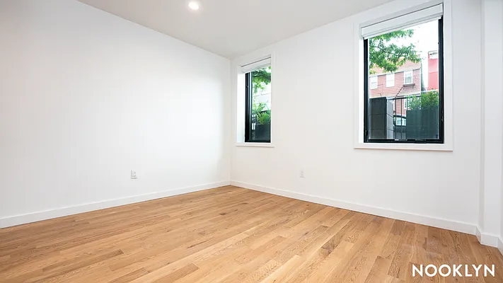Rented by Nooklyn NYC LLC | media 26