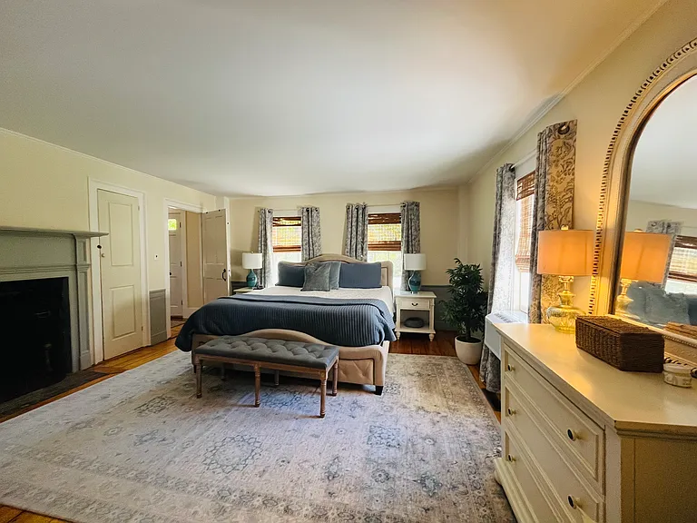 410 Cider Hill Rd — Photo 8