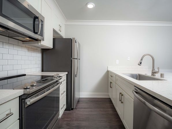 1808 Camino Verde #D-1800